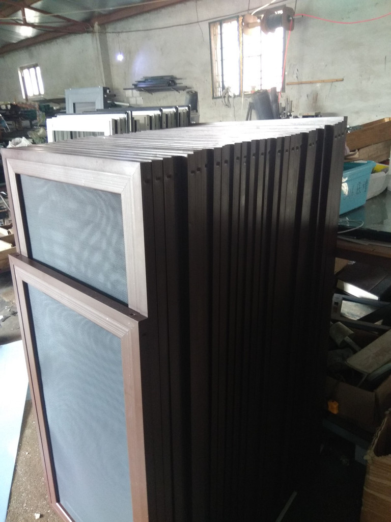 青島鴻達精誠門窗紗窗加工廠 專業門窗加工的卓越之選