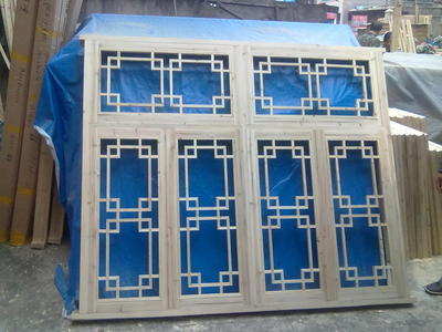 匠心筑家，守護(hù)安暖 探訪貴陽花氏門窗加工廠